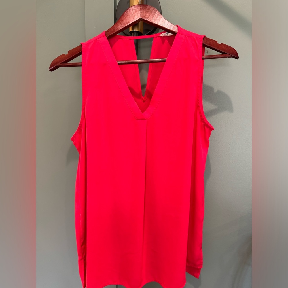 Pleione sleeveless top